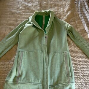Lululemon Mint Green Yoga Cardigan Wrap - Size 6